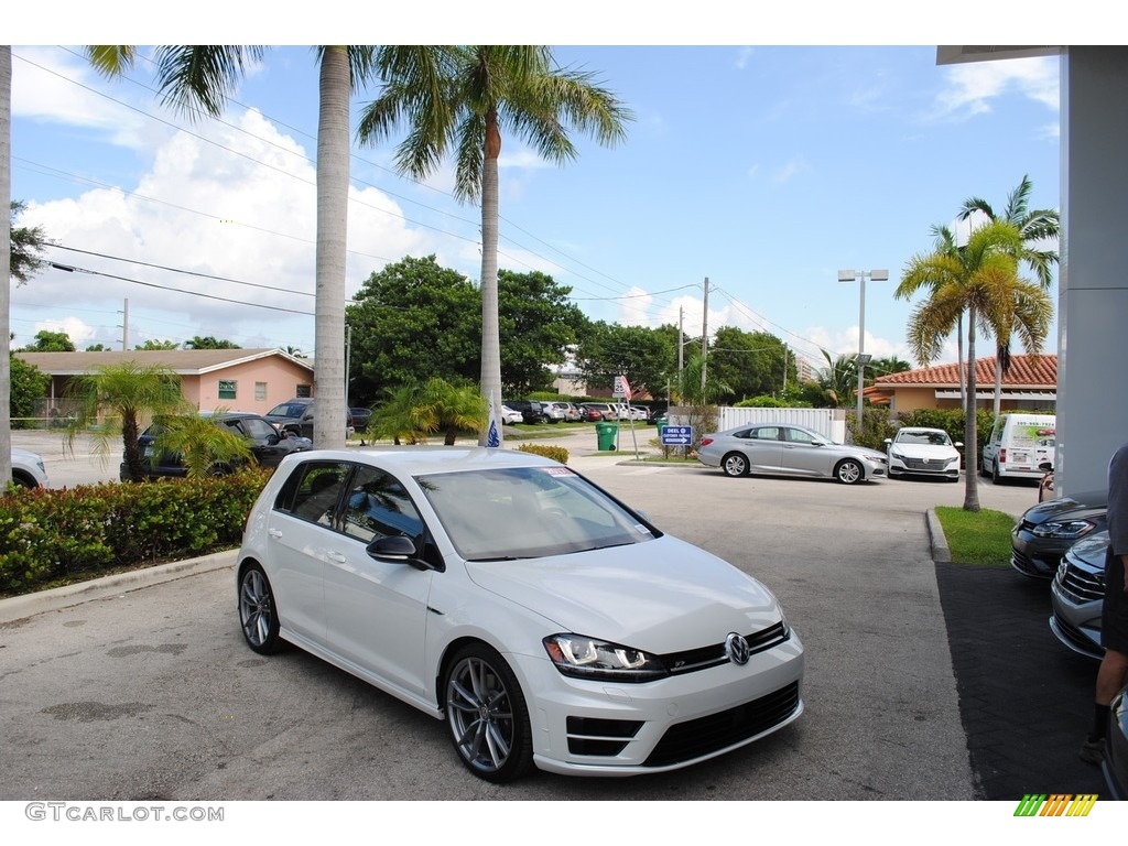 2017 Golf R 4Motion w/DCC. Nav. - Oryx White / Black photo #1