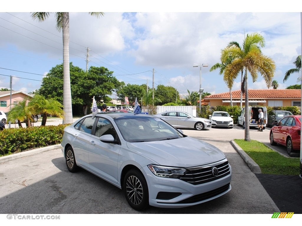 2019 Jetta SE - White Silver Metallic / Titan Black photo #1
