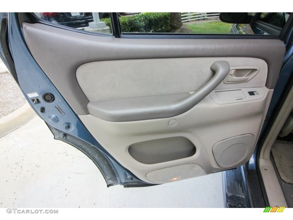 2006 Sequoia SR5 - Bluesteel Mica / Light Charcoal photo #19