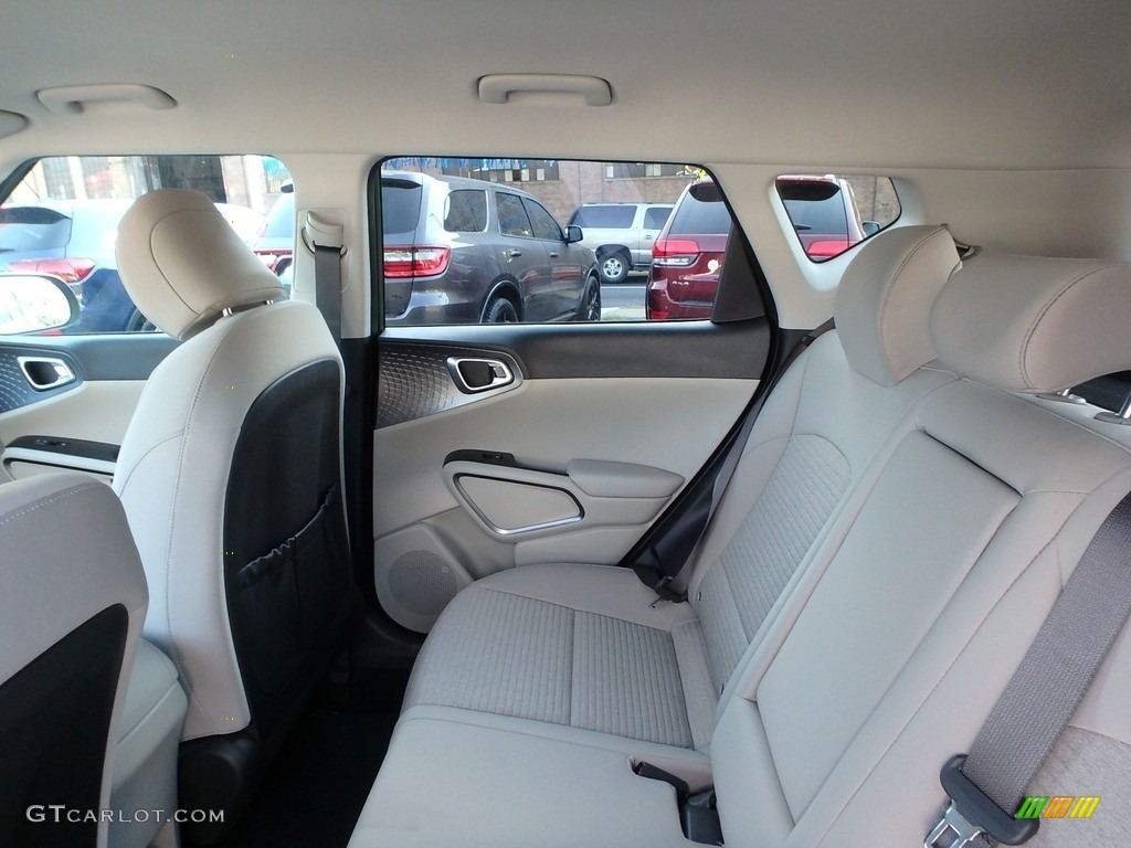 2020 Kia Soul EX Rear Seat Photo #135084601
