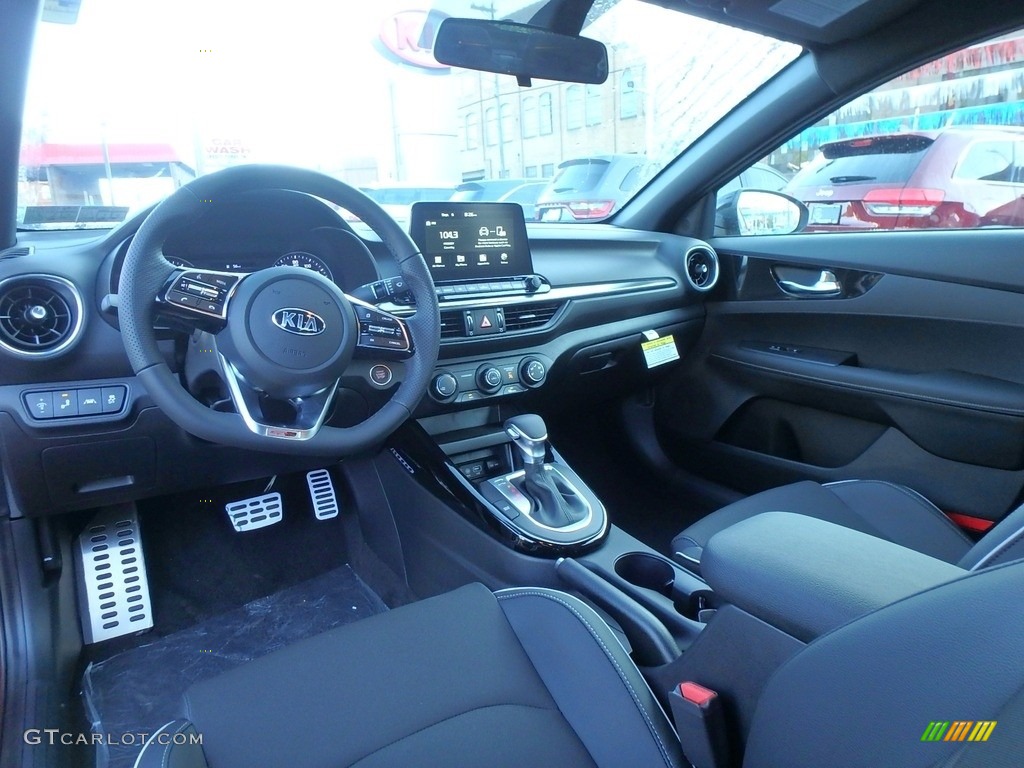 Black Interior 2020 Kia Forte GT-Line Photo #135084883