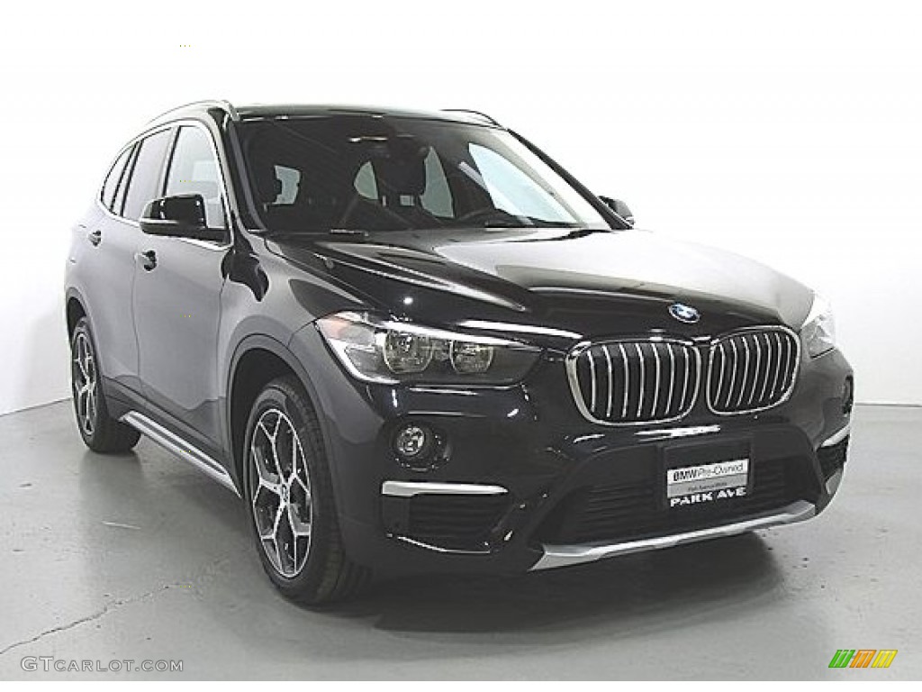 2019 X1 xDrive28i - Jet Black / Black photo #5