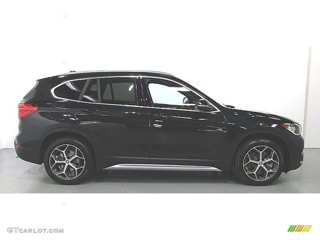 2019 X1 xDrive28i - Jet Black / Black photo #6