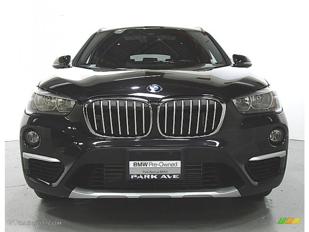 2019 X1 xDrive28i - Jet Black / Black photo #7