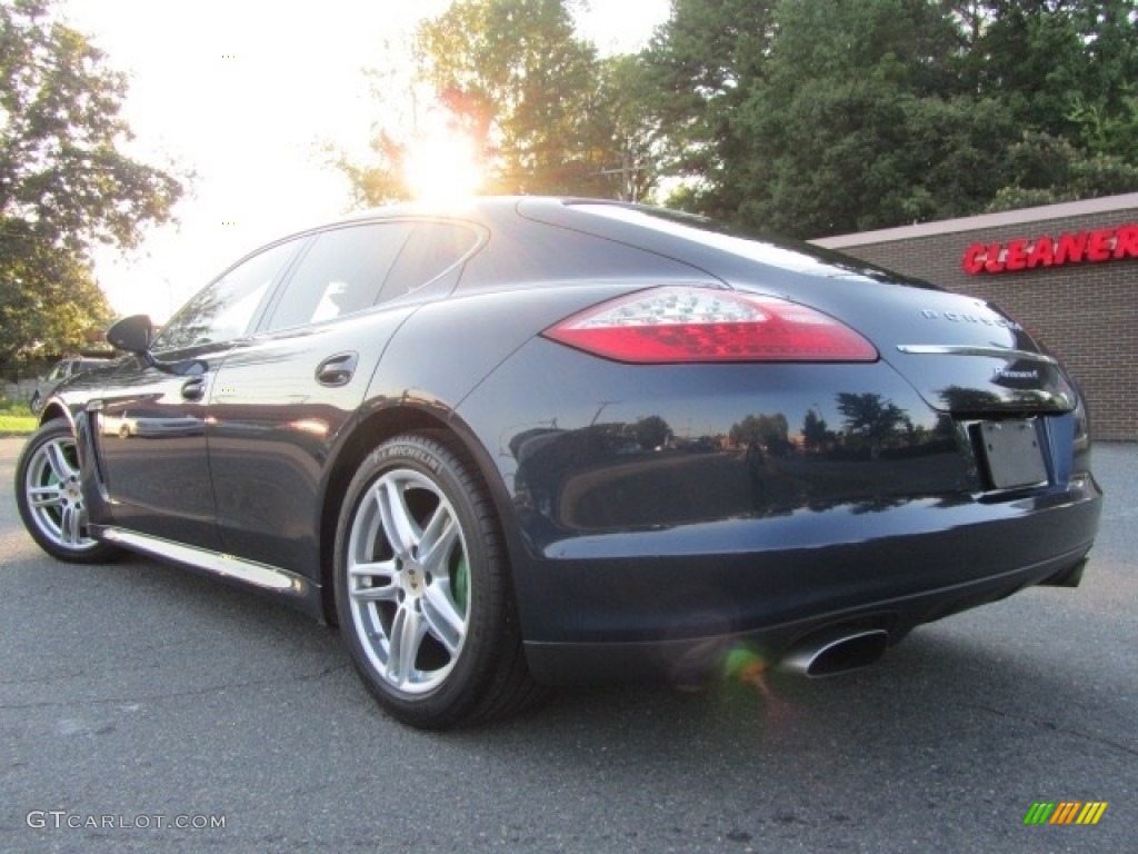 2013 Panamera 4 - Dark Blue Metallic / Luxor Beige photo #8