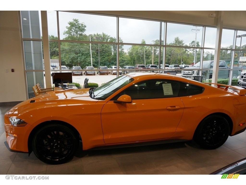 2019 Mustang EcoBoost Fastback - Orange Fury / Ebony photo #1