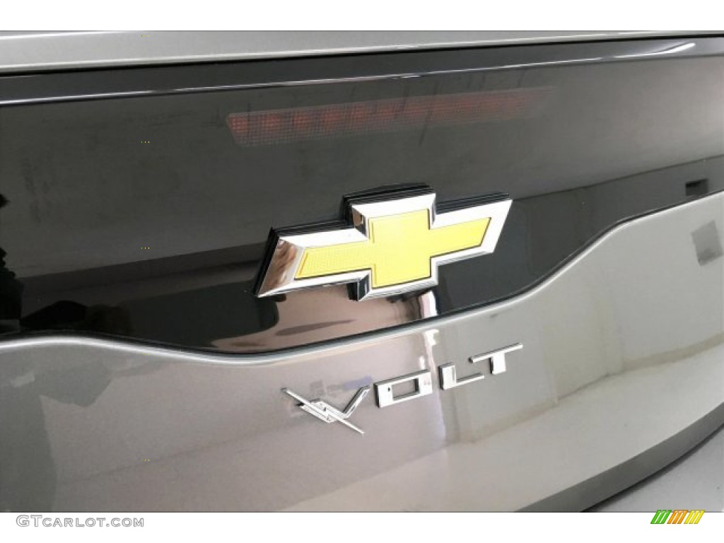 2017 Chevrolet Volt LT Marks and Logos Photo #135090584