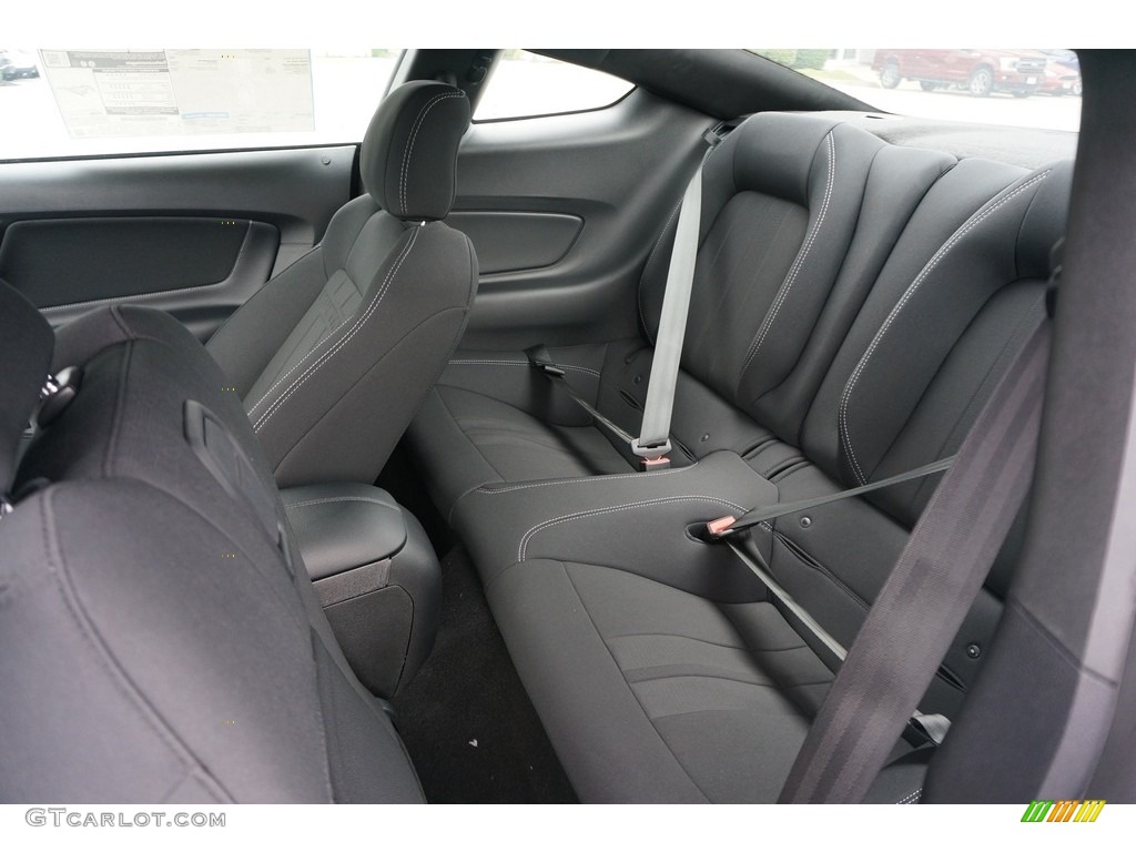 2019 Mustang EcoBoost Fastback - Oxford White / Ebony photo #2