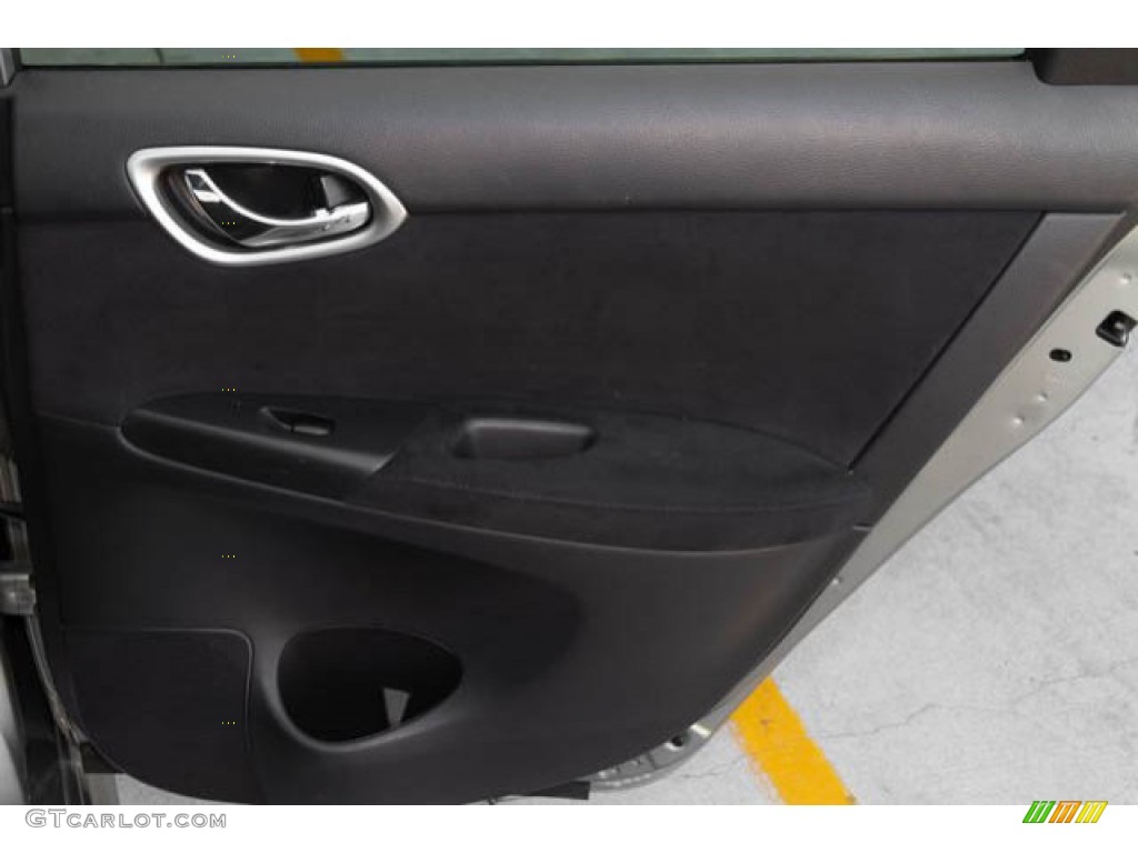 2014 Sentra SR - Magnetic Gray / Charcoal photo #24