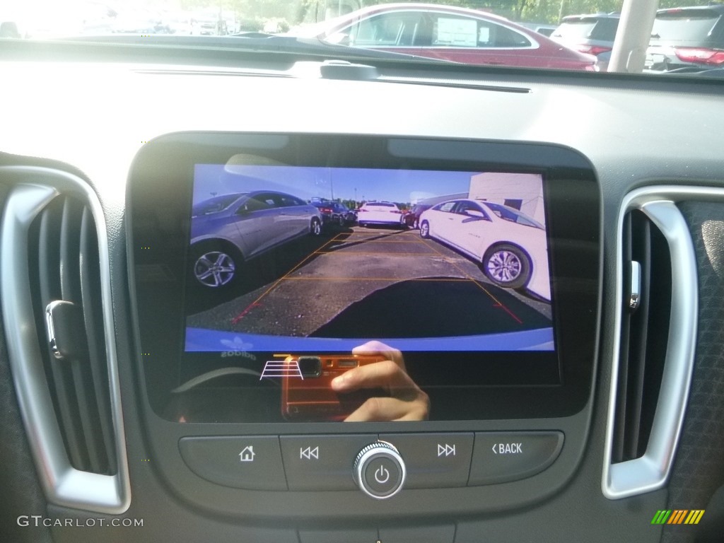 2020 Chevrolet Malibu LS Controls Photo #135104738