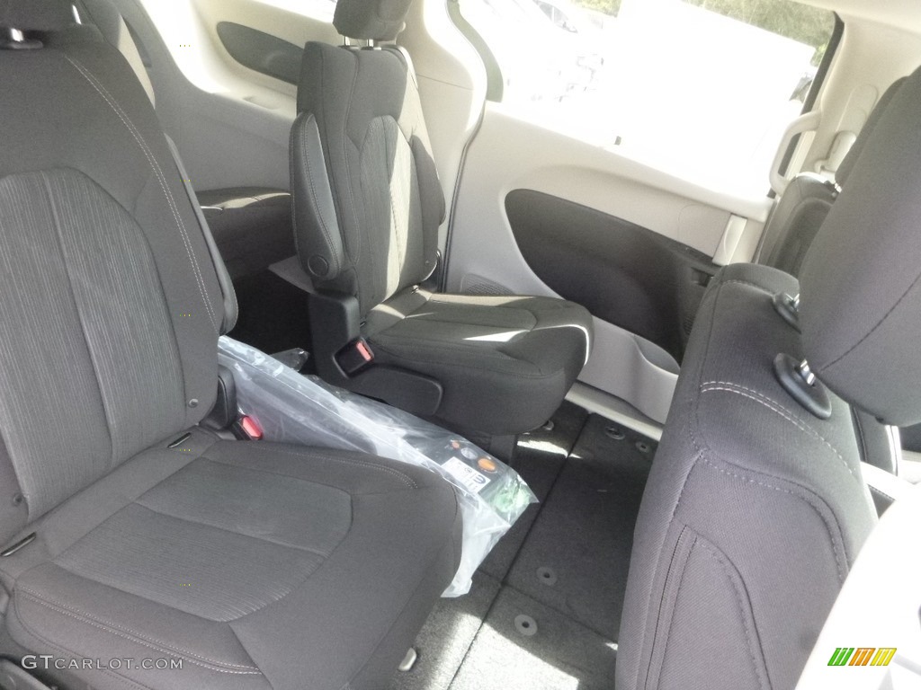 2020 Chrysler Pacifica Touring Rear Seat Photo #135106049