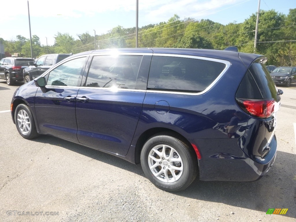 2020 Pacifica Touring - Jazz Blue Pearl / Alloy/Black photo #3