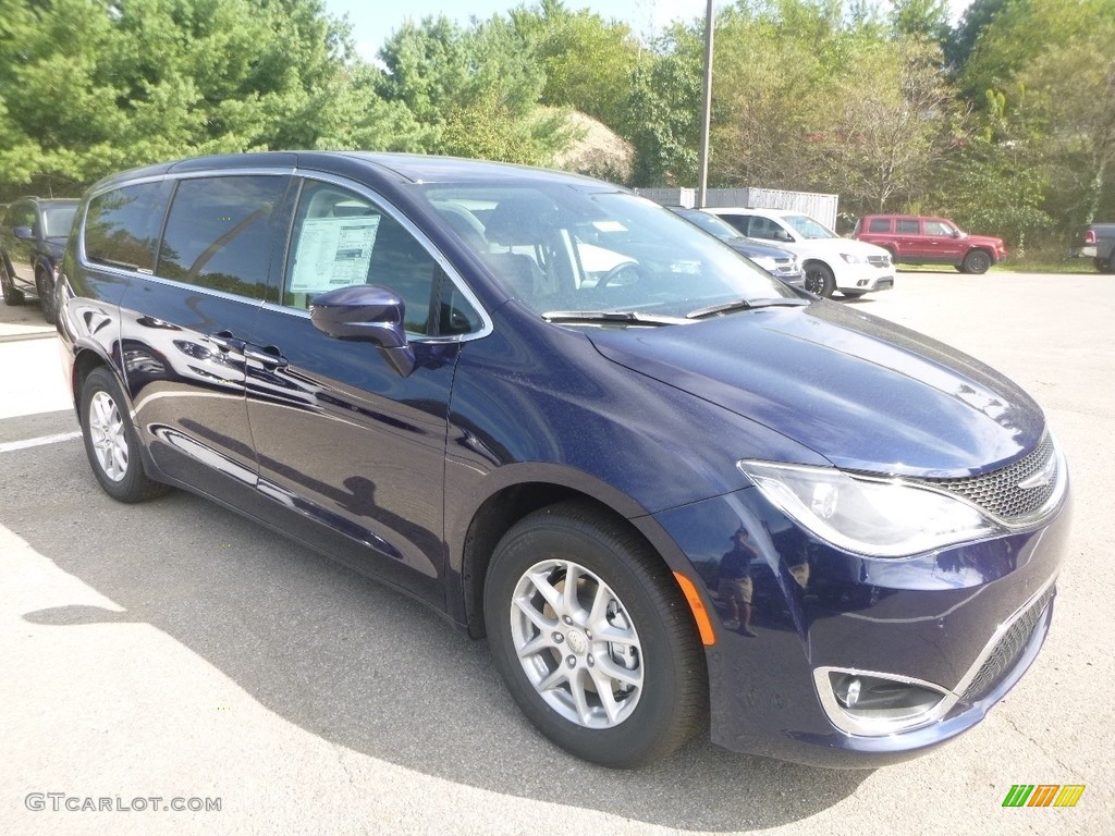 Jazz Blue Pearl 2020 Chrysler Pacifica Touring Exterior Photo #135106490