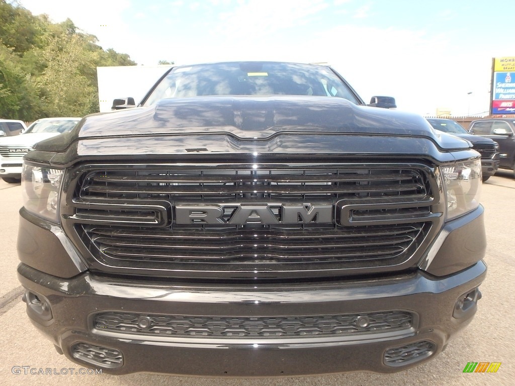 2020 1500 Big Horn Night Edition Crew Cab 4x4 - Diamond Black Crystal Pearl / Black photo #9