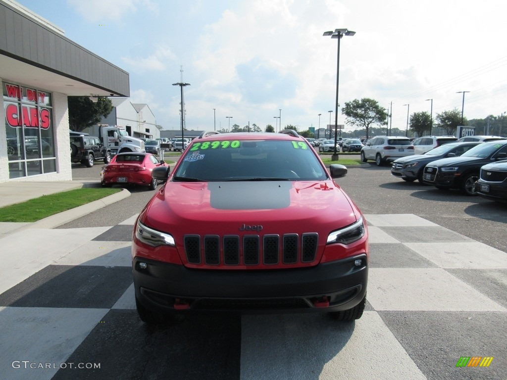 2019 Cherokee Trailhawk Elite 4x4 - Firecracker Red / Black photo #2