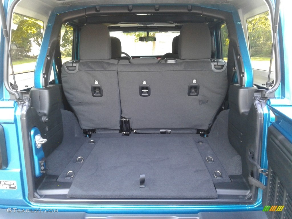 2020 Jeep Wrangler Unlimited Rubicon 4x4 Trunk Photo #135110201
