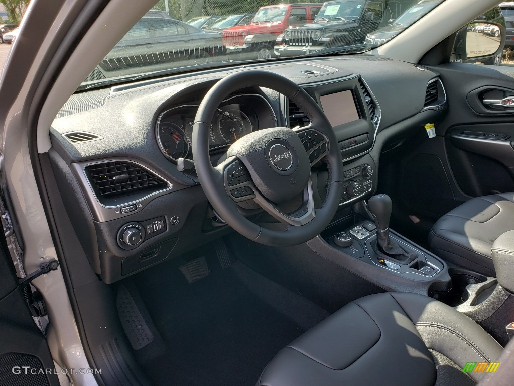 2020 Jeep Cherokee Latitude Plus 4x4 Front Seat Photo #135116681
