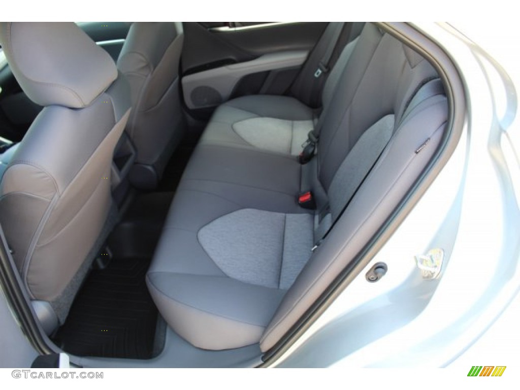 2019 Camry LE - Celestial Silver Metallic / Ash photo #20