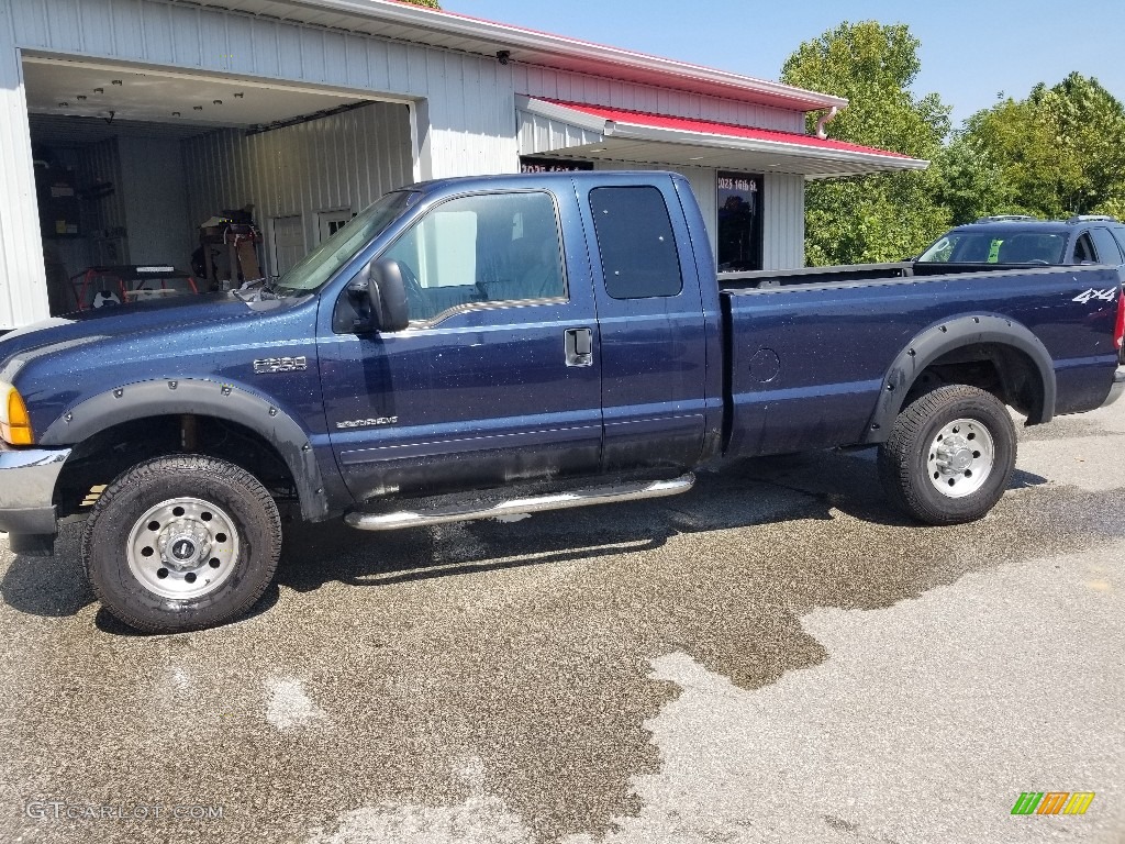 2001 F250 Super Duty XL SuperCab 4x4 Chassis - Island Blue Metallic / Medium Graphite photo #2