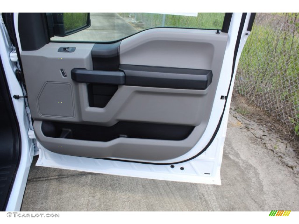 2019 F150 XL Regular Cab - Oxford White / Earth Gray photo #21