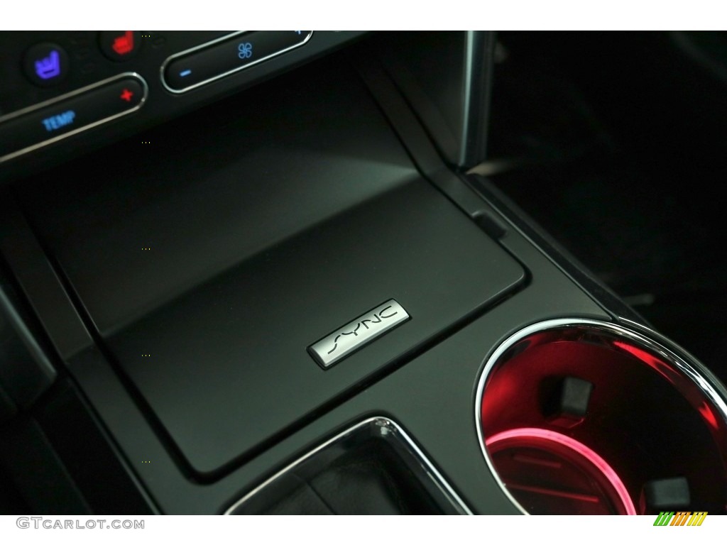2019 Explorer Limited 4WD - Magnetic / Medium Black photo #19