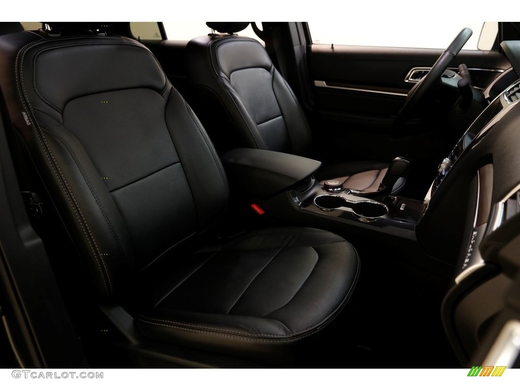 2019 Explorer Limited 4WD - Magnetic / Medium Black photo #22