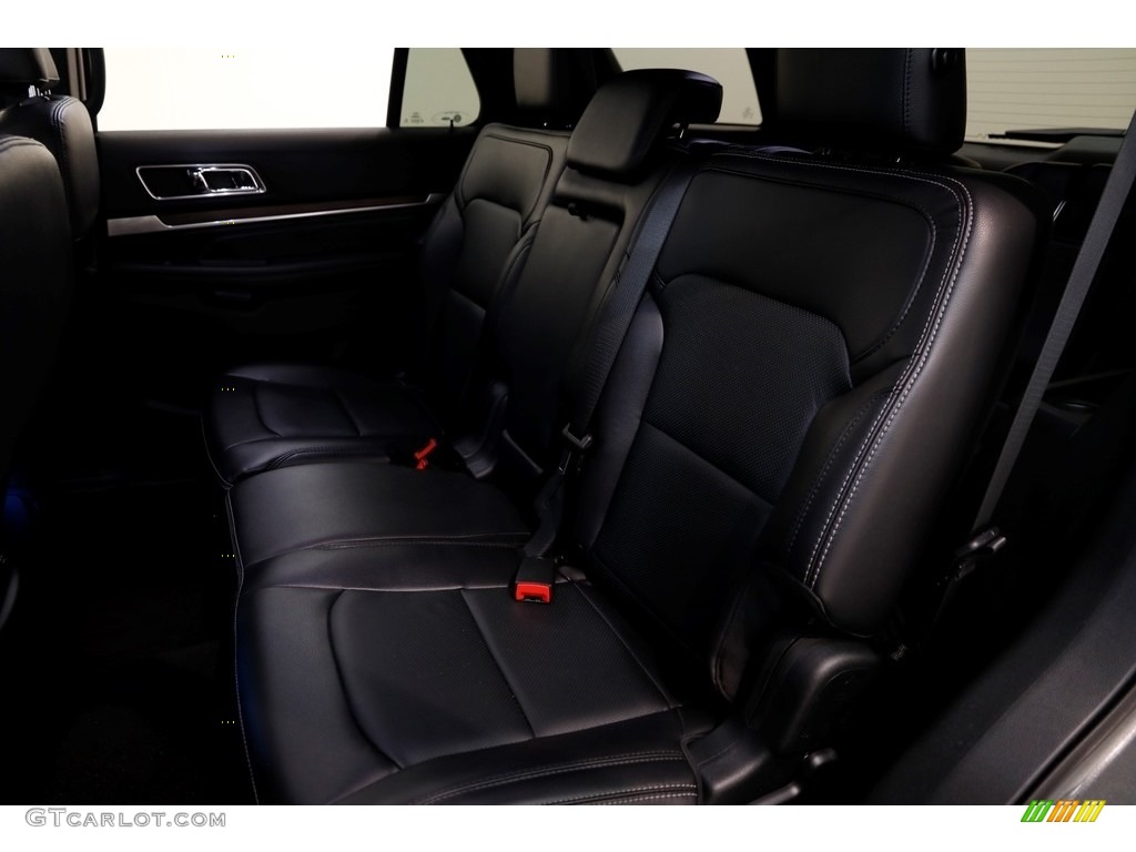 2019 Explorer Limited 4WD - Magnetic / Medium Black photo #24