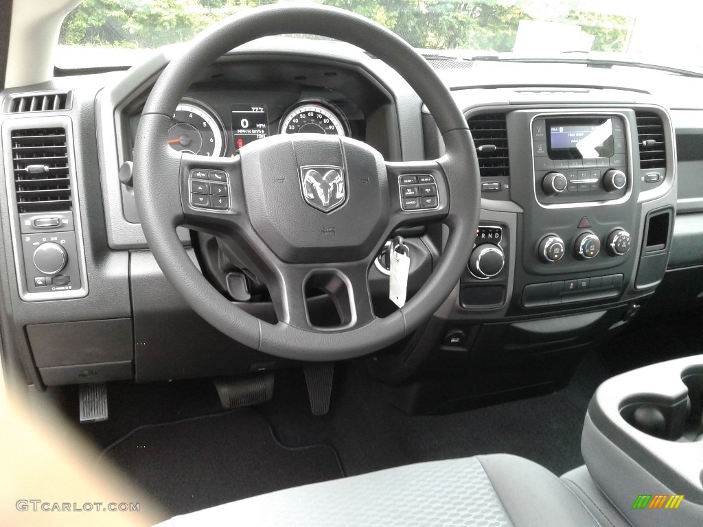 2019 Ram 1500 Classic Tradesman Regular Cab Black/Diesel Gray Steering Wheel Photo #135126297