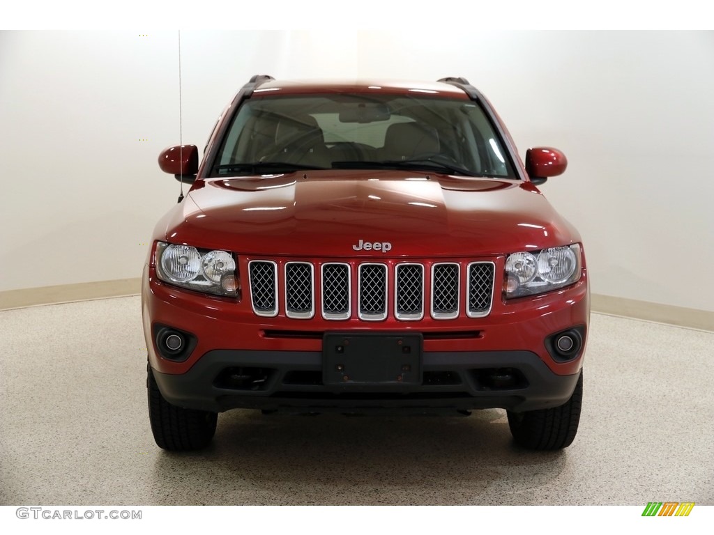 2014 Compass Latitude 4x4 - Deep Cherry Red Crystal Pearl / Dark Slate Gray/Light Pebble photo #2