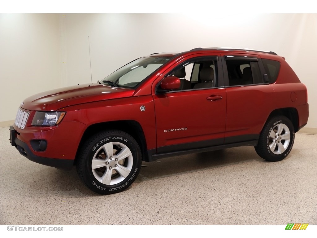 2014 Compass Latitude 4x4 - Deep Cherry Red Crystal Pearl / Dark Slate Gray/Light Pebble photo #3