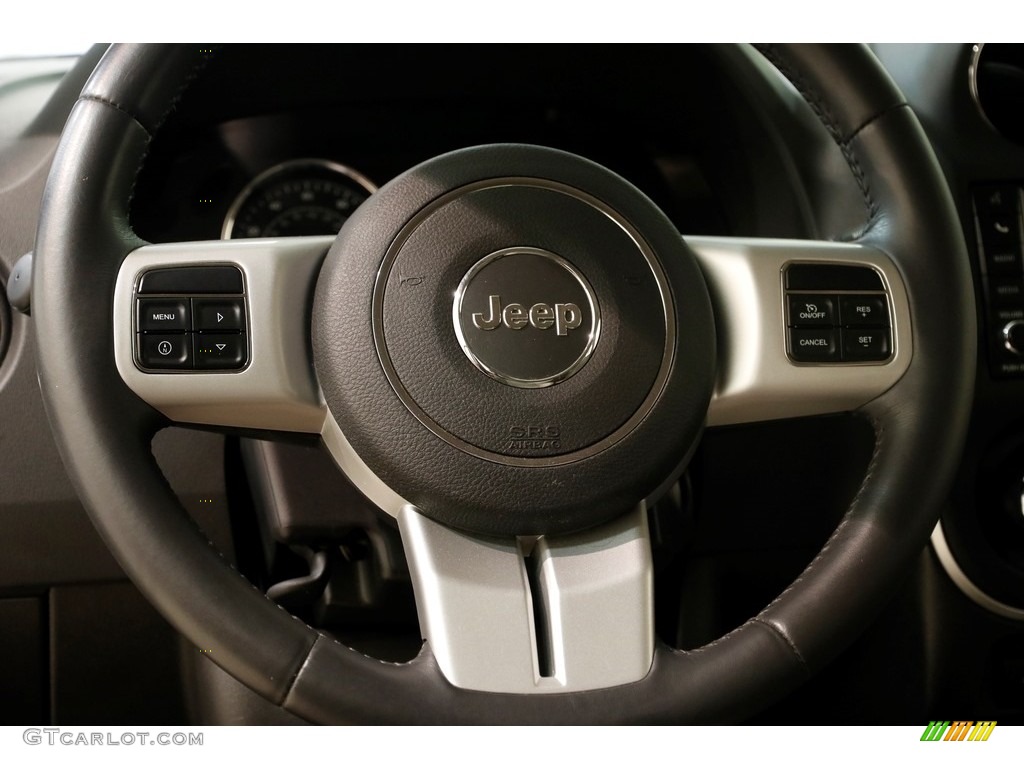 2014 Compass Latitude 4x4 - Deep Cherry Red Crystal Pearl / Dark Slate Gray/Light Pebble photo #7