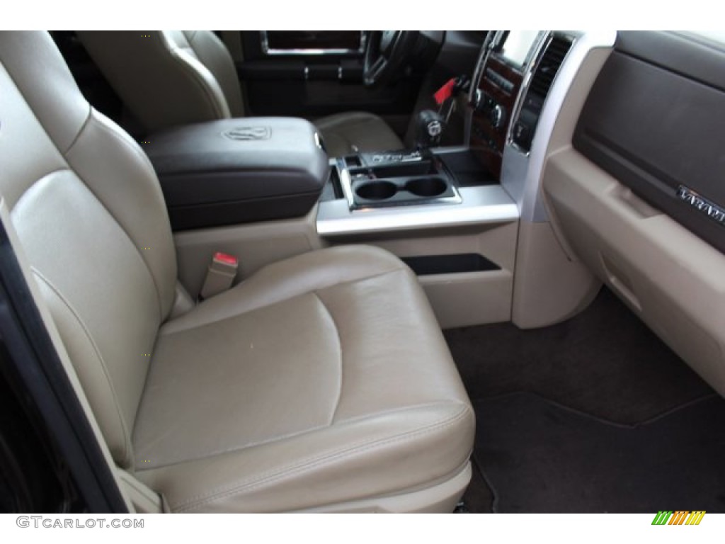 2011 Ram 1500 Laramie Crew Cab - Rugged Brown Pearl / Light Pebble Beige/Bark Brown photo #29