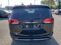 2020 Brilliant Black Crystal Pearl Chrysler Pacifica Touring L  photo #5