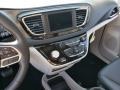 2020 Brilliant Black Crystal Pearl Chrysler Pacifica Touring L  photo #10