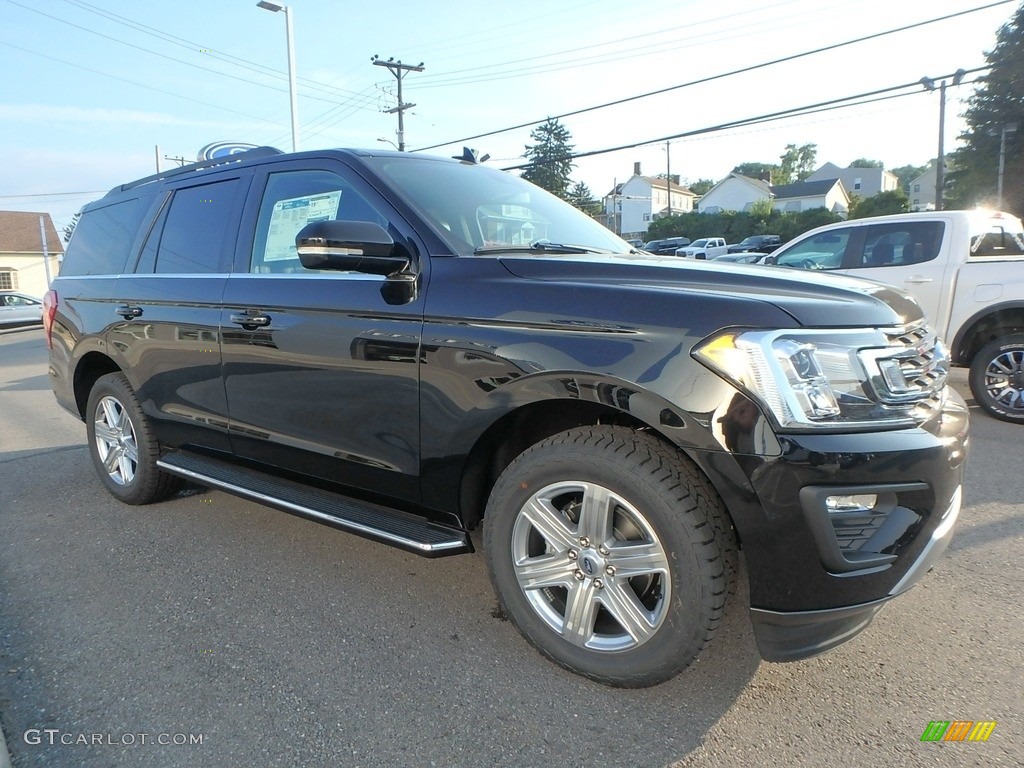 2019 Expedition XLT 4x4 - Agate Black Metallic / Ebony photo #3