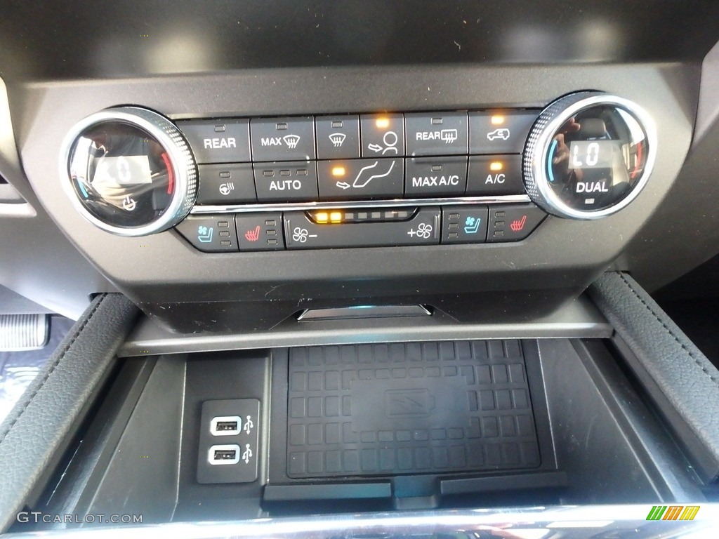 2019 Ford Expedition XLT 4x4 Controls Photo #135143508
