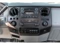 Oxford White - F350 Super Duty XL Crew Cab 4x4 Photo No. 32