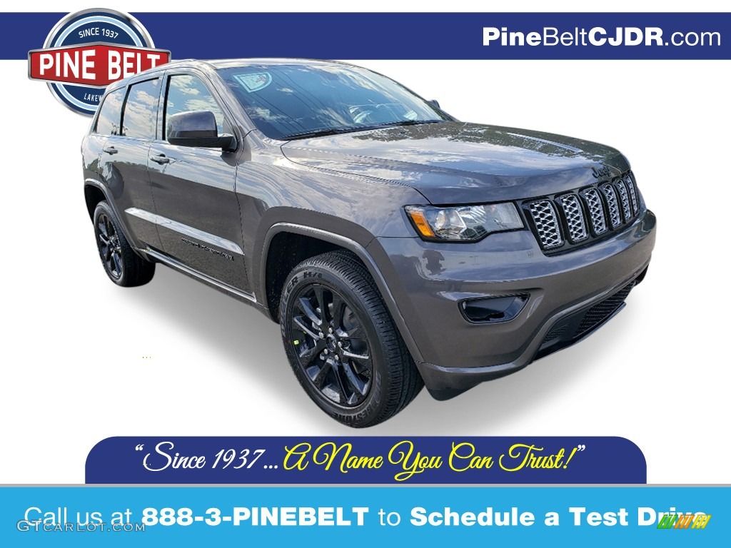 2020 Grand Cherokee Altitude 4x4 - Granite Crystal Metallic / Black photo #1