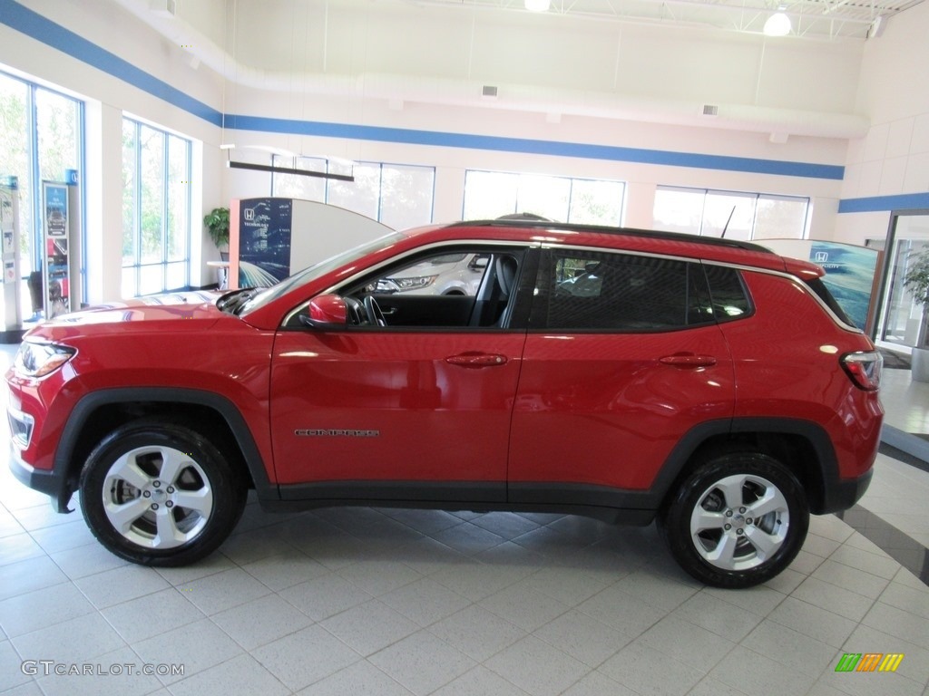 2019 Compass Latitude 4x4 - Red-Line Pearl / Black photo #2