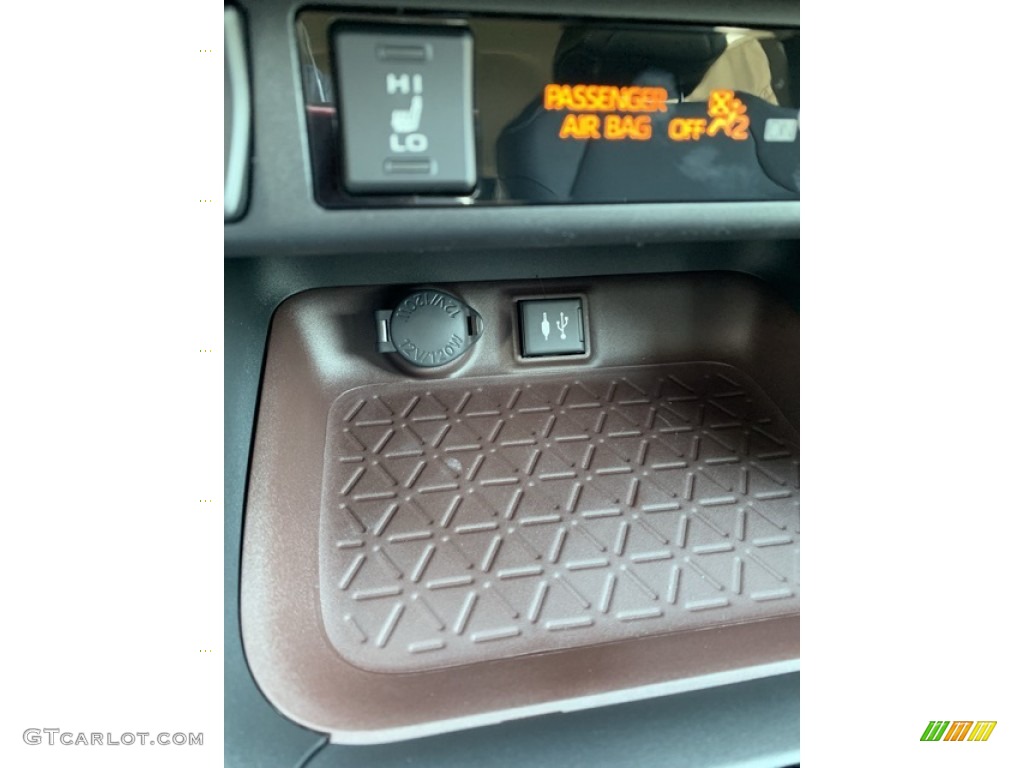 2019 RAV4 Limited AWD Hybrid - Silver Sky Metallic / Black photo #43