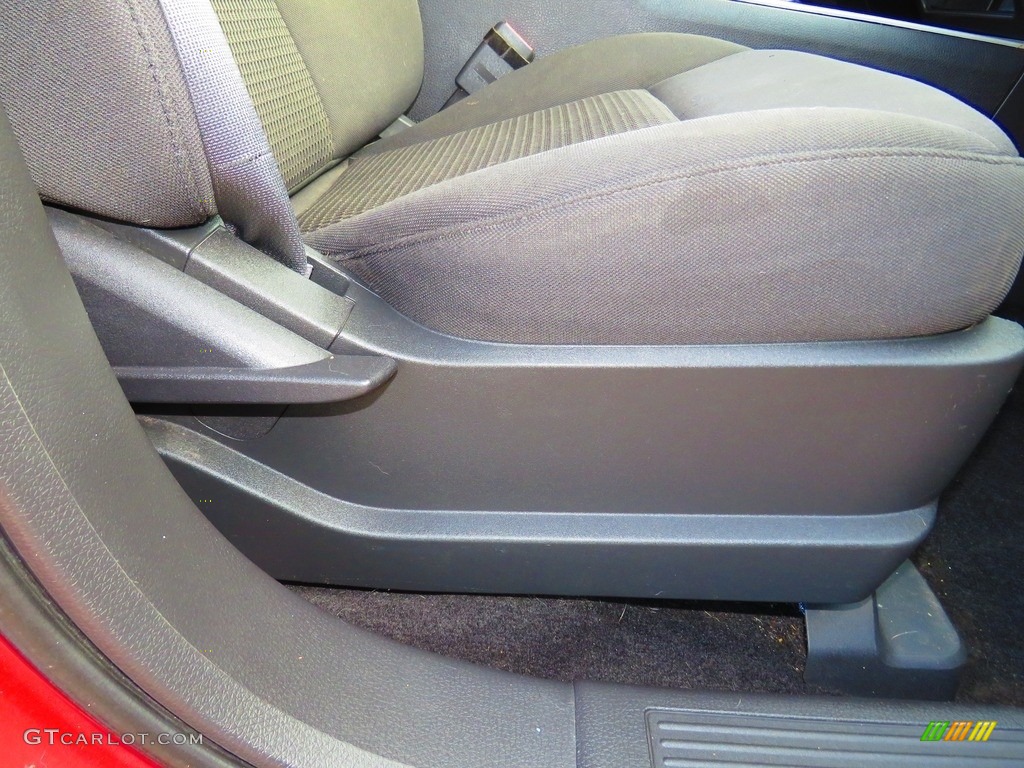 2010 Edge SE - Red Candy Metallic / Charcoal Black photo #25