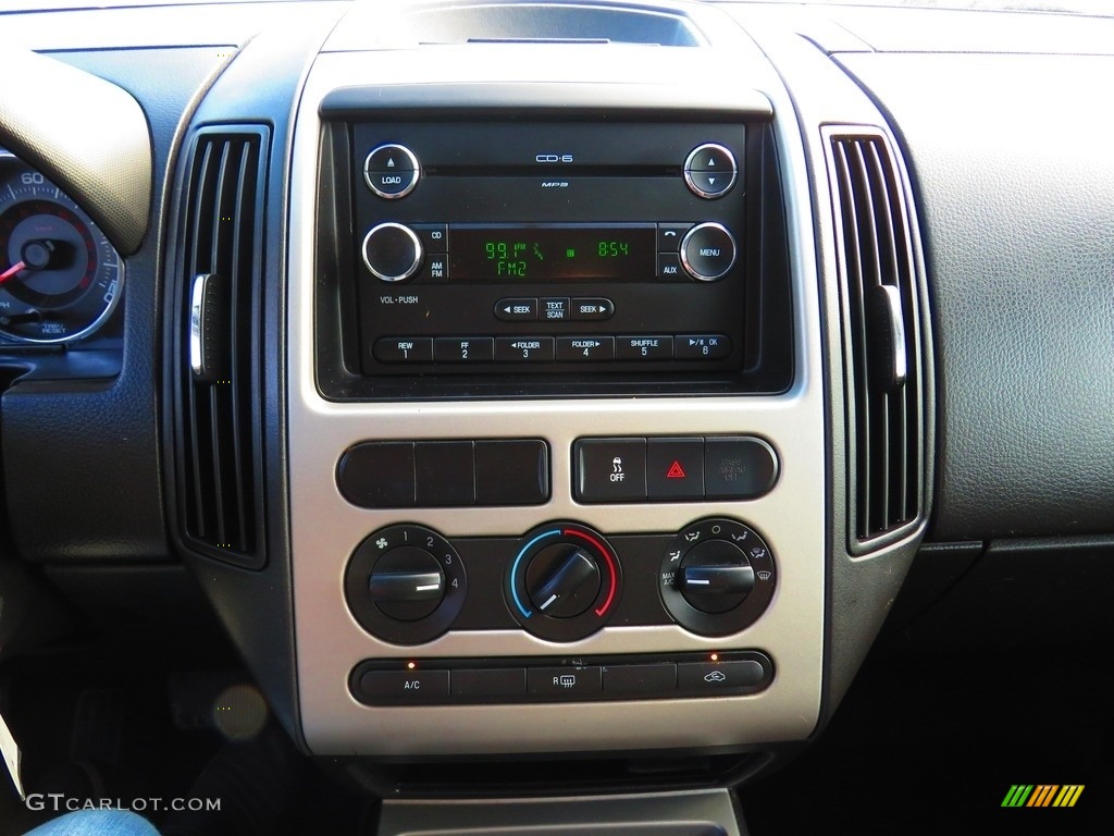 2010 Edge SE - Red Candy Metallic / Charcoal Black photo #33