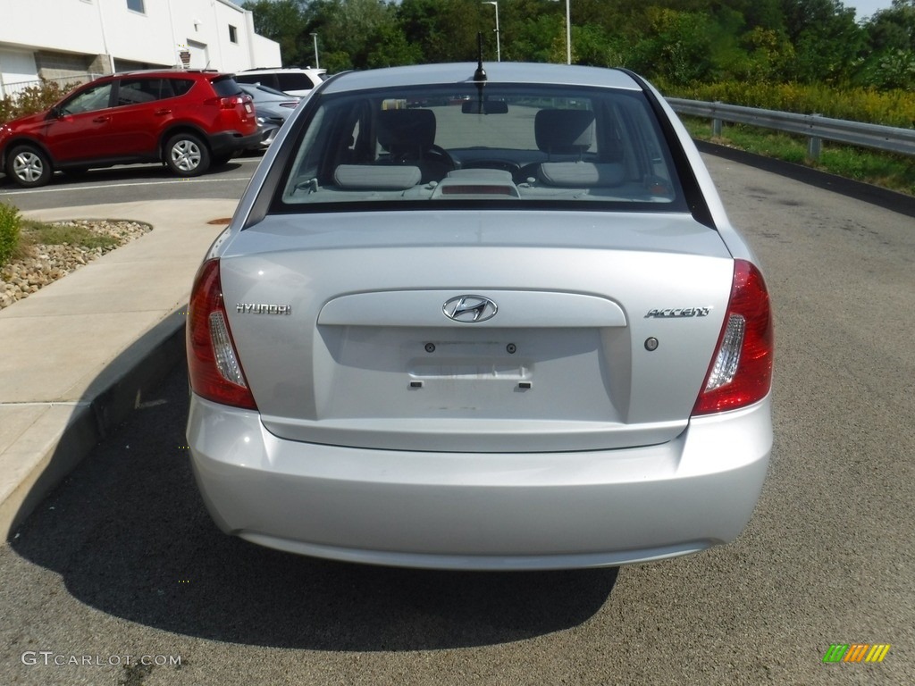 2008 Accent GLS Sedan - Platinum Silver / Gray photo #8