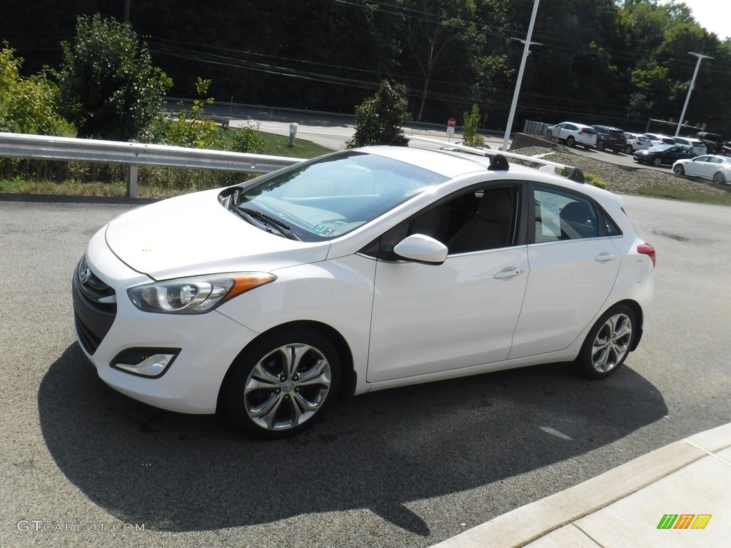 2013 Elantra GT - Monaco White / Beige photo #6