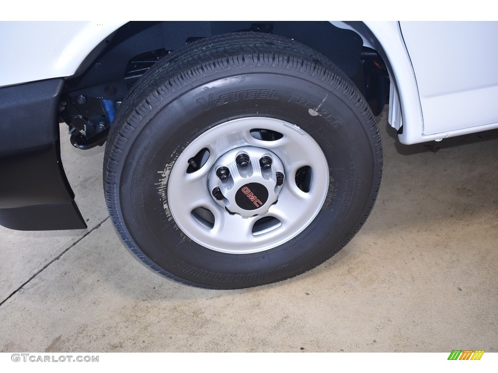 2020 GMC Savana Van 3500 Cargo Wheel Photos
