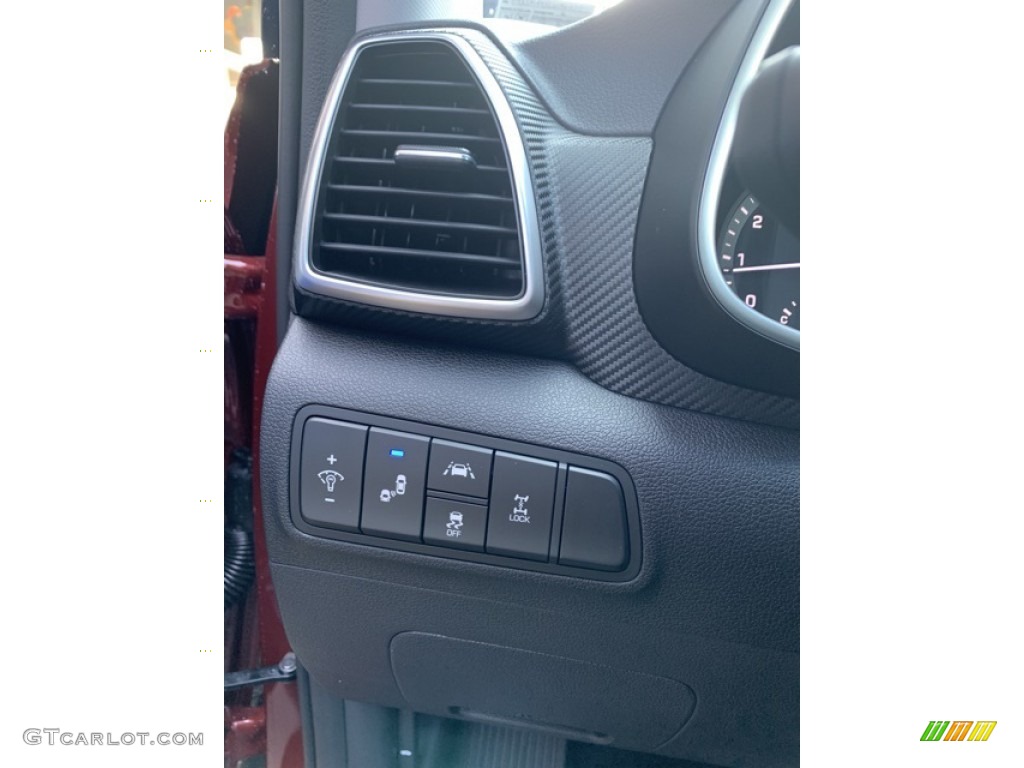 2020 Hyundai Tucson Value AWD Controls Photo #135157800