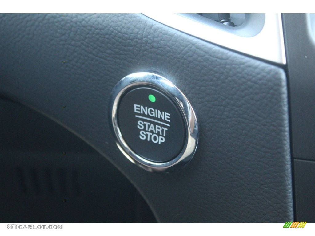 2019 Edge SEL - Oxford White / Ebony photo #18