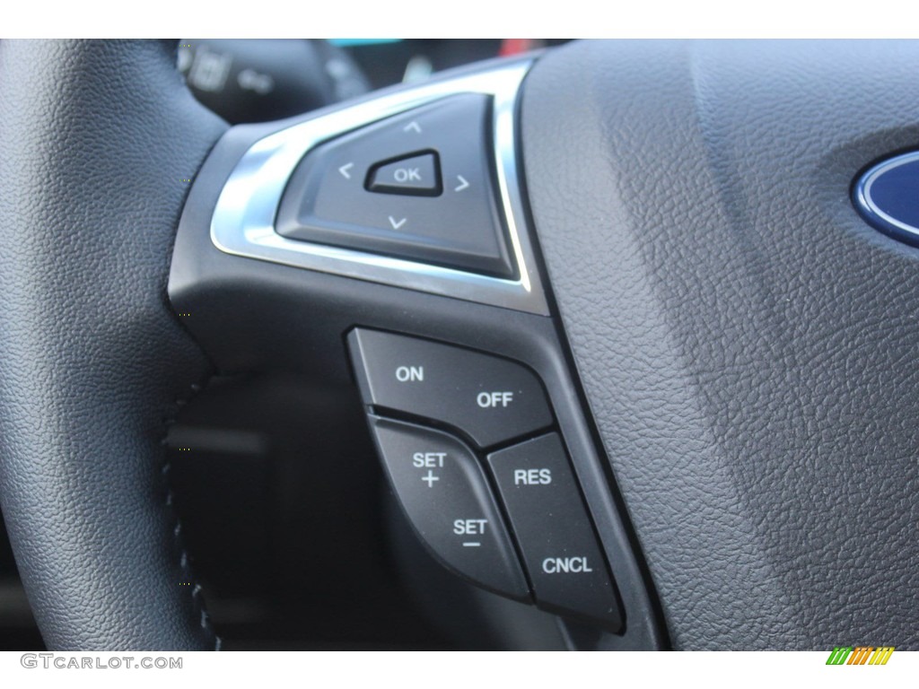 2019 Ford Edge SEL Ebony Steering Wheel Photo #135160117