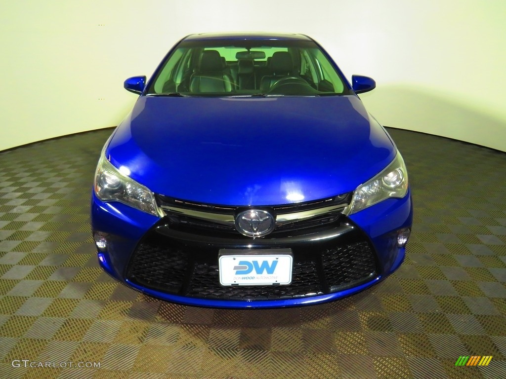 2015 Camry SE - Blue Crush Metallic / Black photo #5