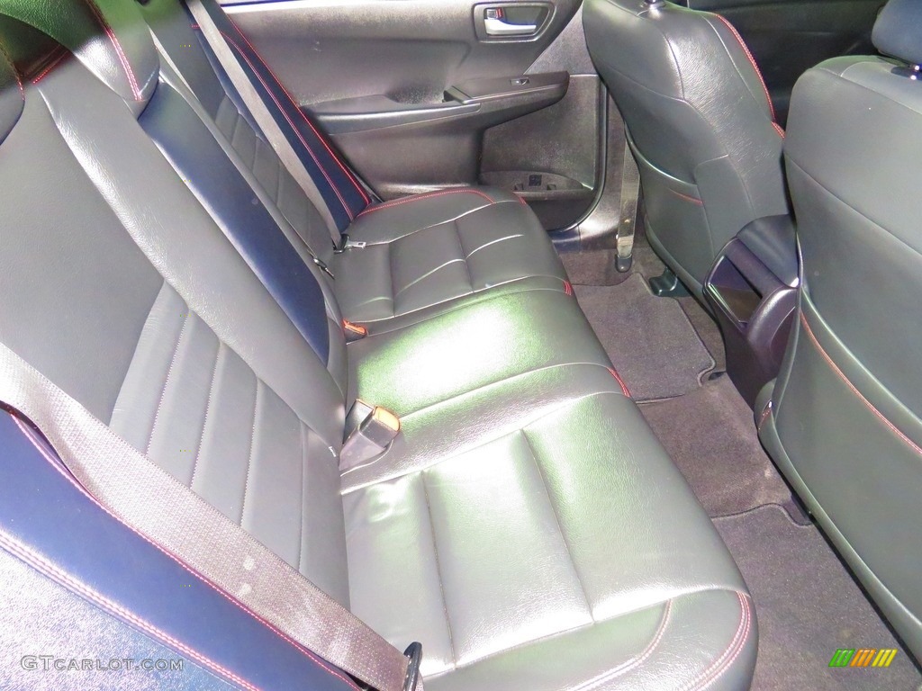 2015 Camry SE - Blue Crush Metallic / Black photo #24